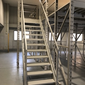 ユニットステージ