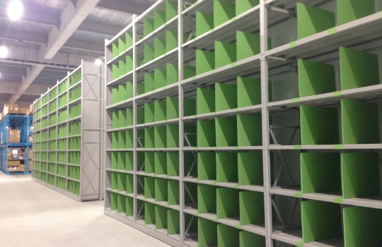 中量ラックとは